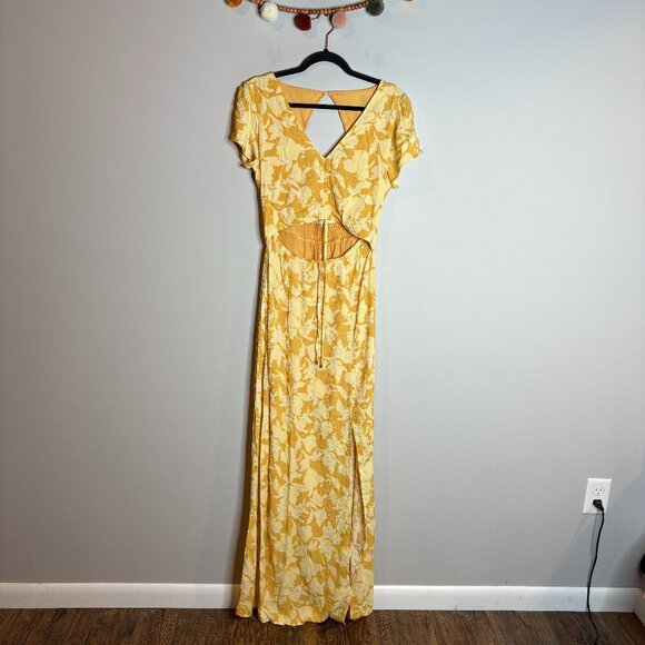 The Normal Brand Ezra Crepe Cinch Dress - Picture 2 of 7